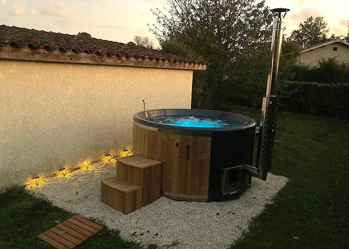 - Bain Nordique Exterieur - Poele Finlandais - Piscine - Gaillac Villa Montans