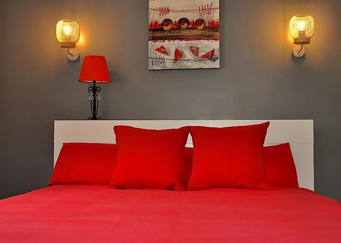 Villa - Bain Nordique Exterieur - Poele Finlandais - Piscine - Gaillac