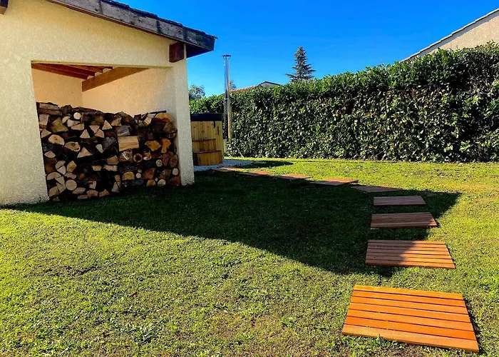 - Bain Nordique Exterieur - Poele Finlandais - Piscine - Gaillac * Montans