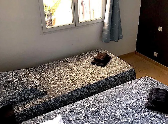 - Bain Nordique Exterieur - Poele Finlandais - Piscine - Gaillac * Montans